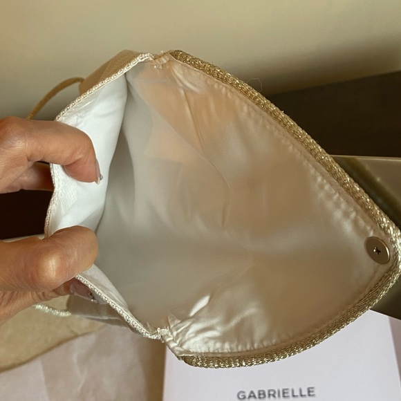 Chanel Gabriel cosmetic pouch. 100% authentic - Picture 4 of 5